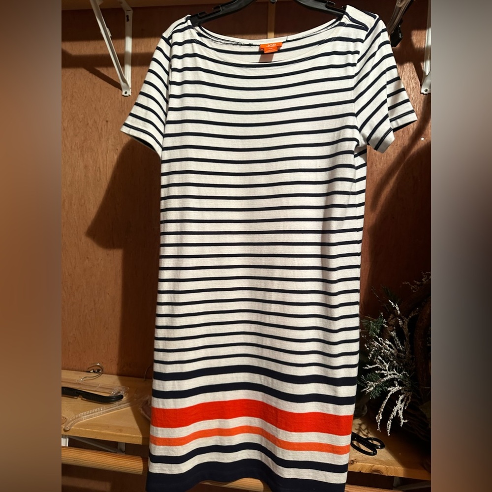 Joe T-shirt style dress. Size Large